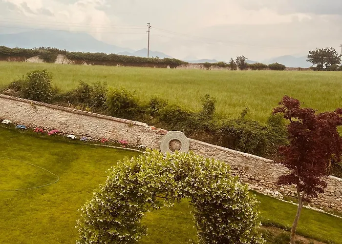 Casettaluce 招待所 4*